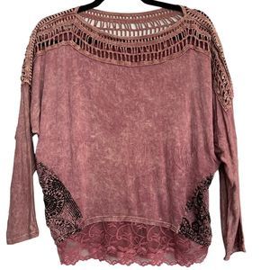 Gimmicks by BKE Purple Cut Out Lace Top M